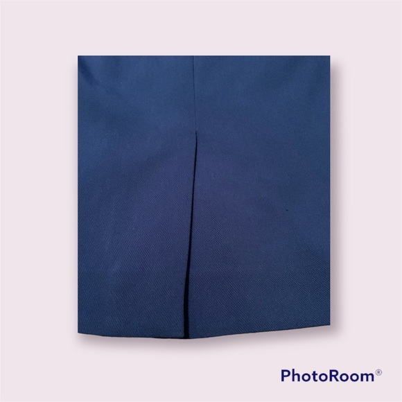 The Limited Pencil Skirt - Picture 4 of 7